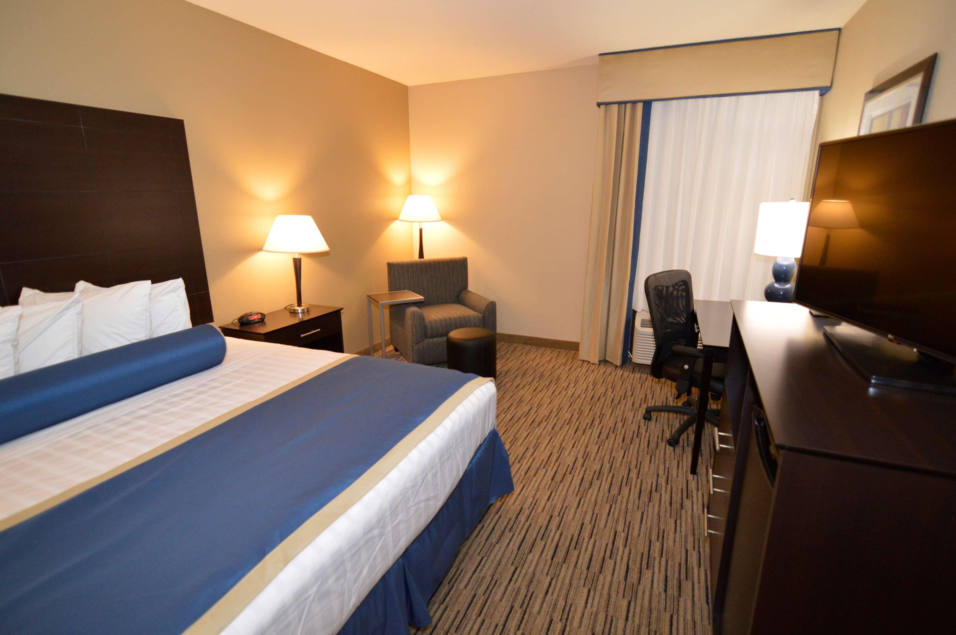 Best Western New Albany Buitenkant foto