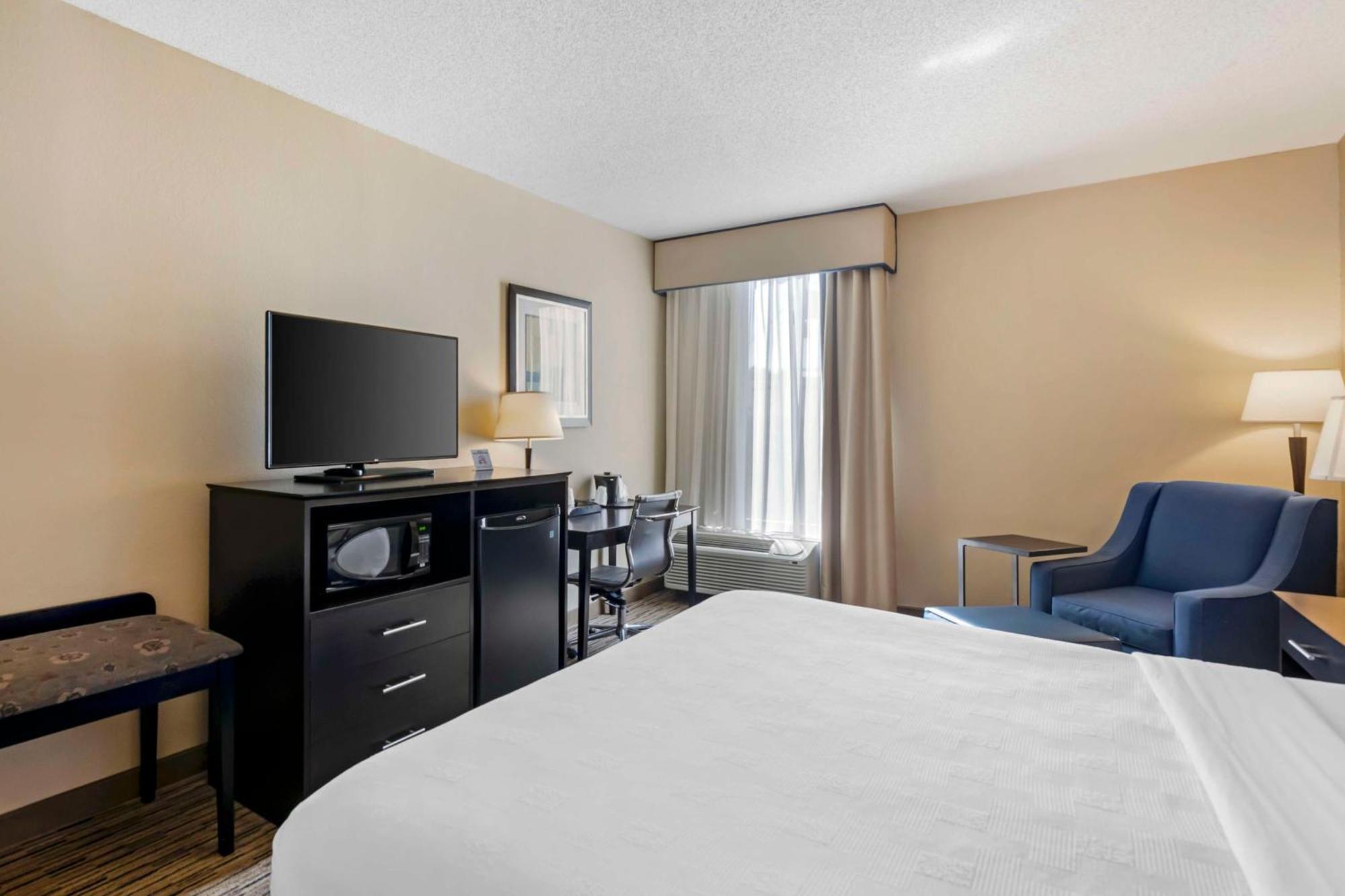 Best Western New Albany Buitenkant foto