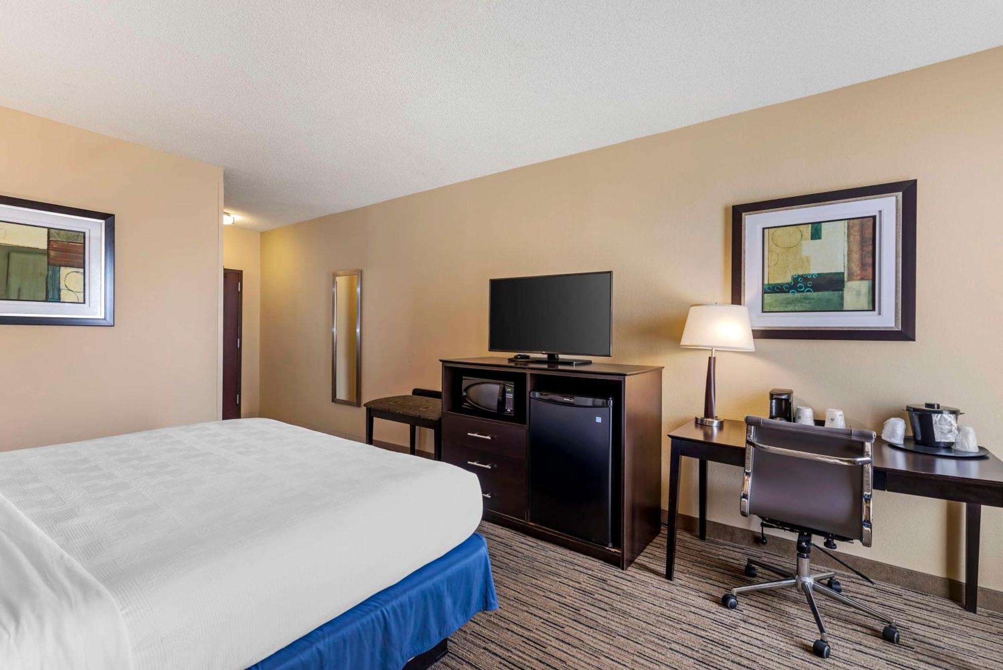 Best Western New Albany Buitenkant foto