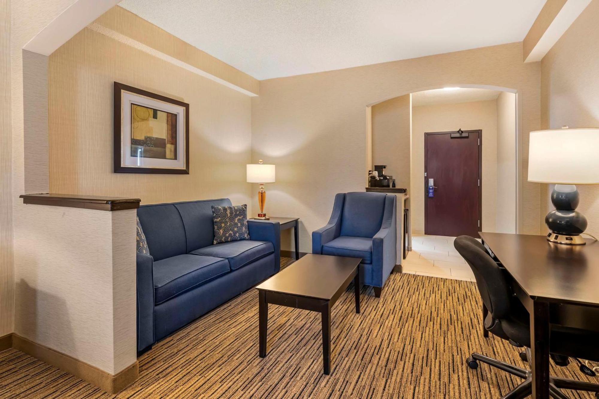 Best Western New Albany Buitenkant foto